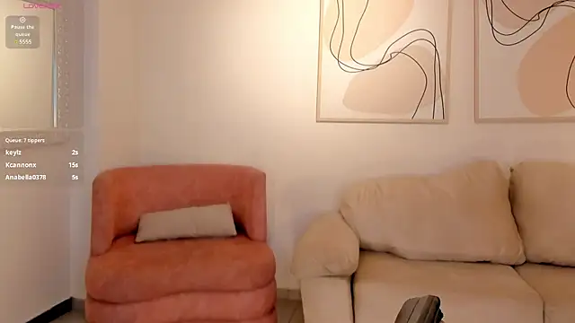 SavannahStorm's Webcam Show