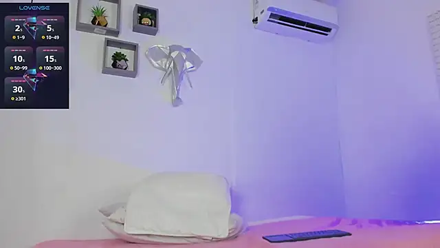 Show modela xhj_Gambaru na web-kameri