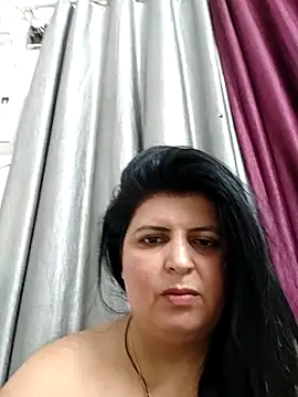 Jann_Riya333's Live XXX Chat
