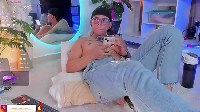 XXX chat uživo modela jhosepMoreno