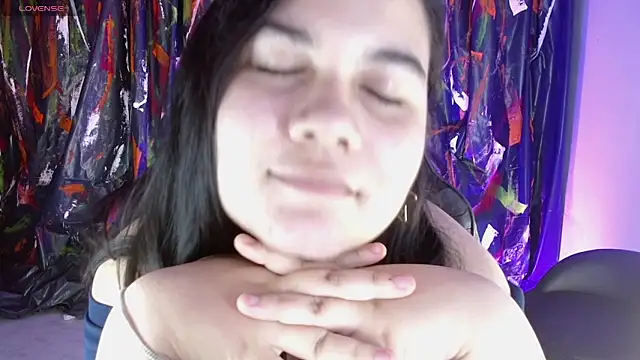Miss__cherry_ élő XXX-chatje
