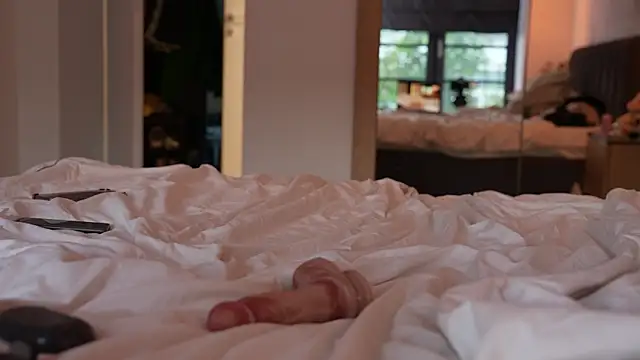 ibiddi élő XXX-chatje