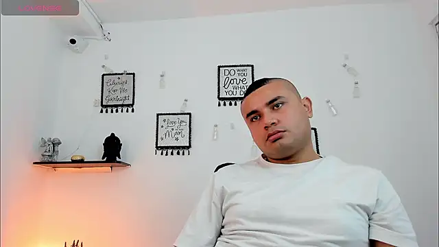 DamianBlazze webcam show
