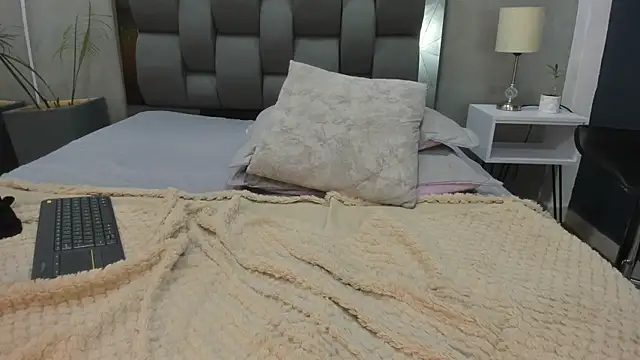 Charlie___Musk Webcam Show