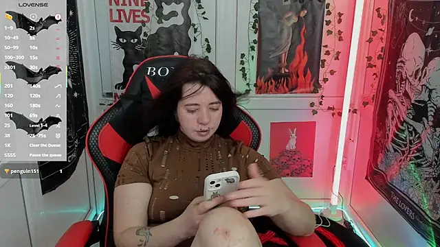 PurpleRune Live chatroom