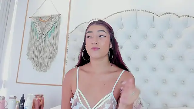 Sara_funy's Live XXX Chat
