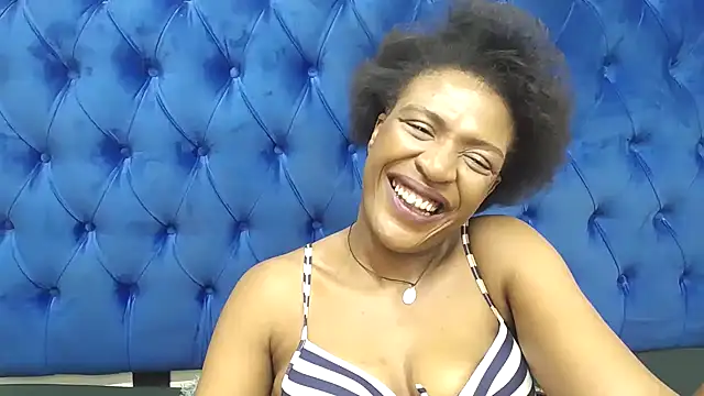 SpicyQueenxxxx Live XXX-Chat