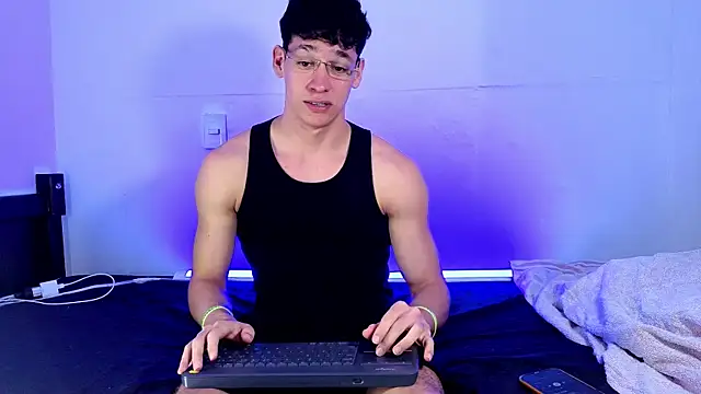 Luke_Muscle's Live XXX Chat