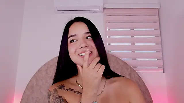 xime_prinss Adlı Modelin Canlı XXX Sohbeti