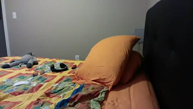 LSDsexslave élő XXX-chatje