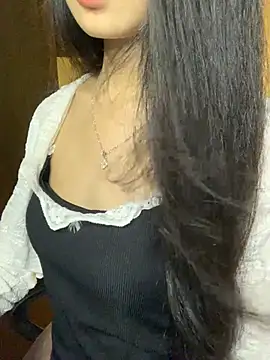 Nhinhi18 Show Webcam