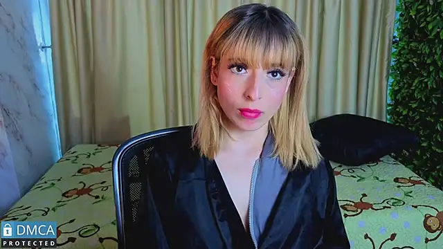 XXX chat uživo modela nena_cupcake_
