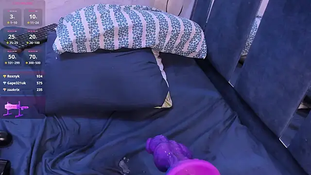 Онлайн чат XXX VeronicaRyan
