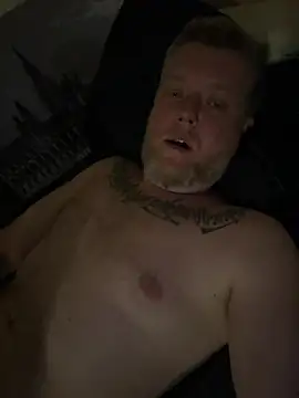 Show modela BABA_YAGAGA na web-kameri