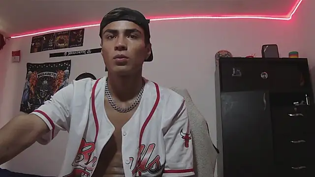 Fenix_hardcock Chat XXX in diretta