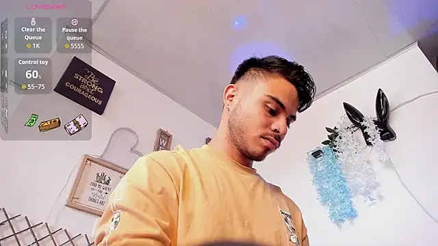 Bastian_MCcormick Pertunjukan Webcam