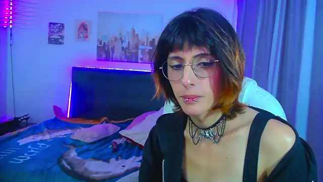 Pokazy przed kamerką – goth_minerva