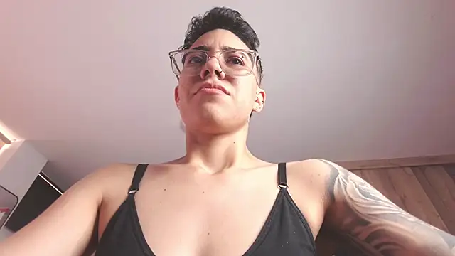 Cutie_Shy_ Live XXX-Chat