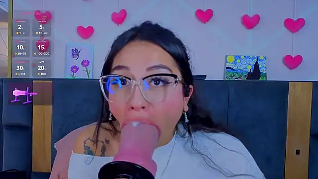 MadyJackson live XXX chat