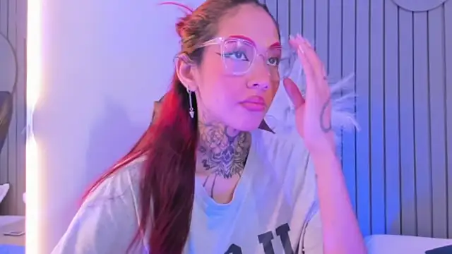 دردشة Red_Sinclair الجنسية المباشرة