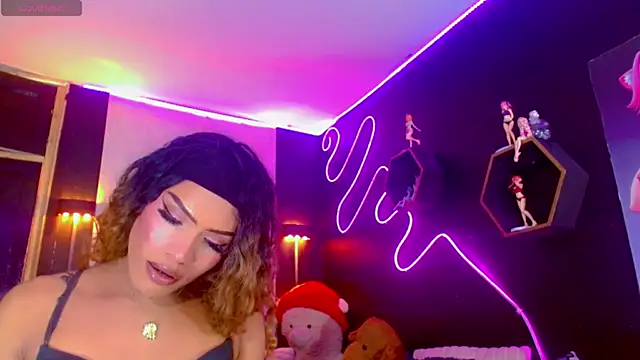 Isis_sexy__'s Webcam Show