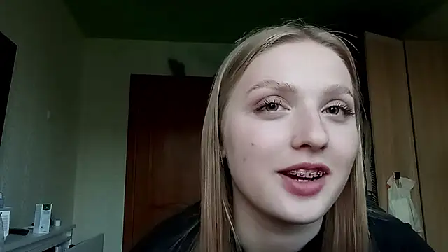 FloridaHollin's Live XXX Chat