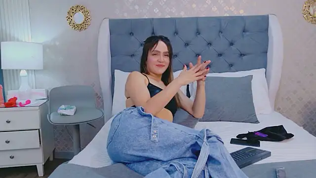 ZoeWilliis 라이브 XXX 채팅