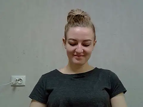 KelGrov2's Live XXX Chat