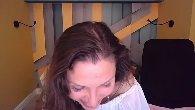 EllaLong live XXX chat