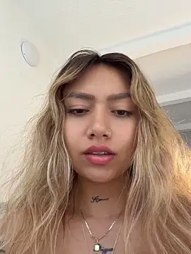 amanda-medrano1's Live XXX Chat