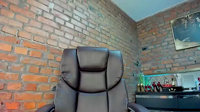 Chat XXX ao vivo de MistressMilana