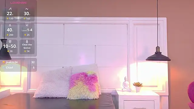 JuliaaVega's Live XXX Chat