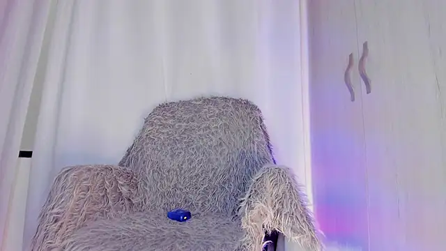 دردشة Velvet_Angel الجنسية المباشرة