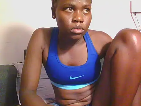 Midnight_whisper01 Chat XXX in diretta