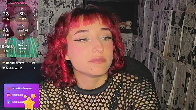 Chat XXX en directo de NickiYoung