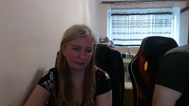 PeterAndJen's Webcam Show