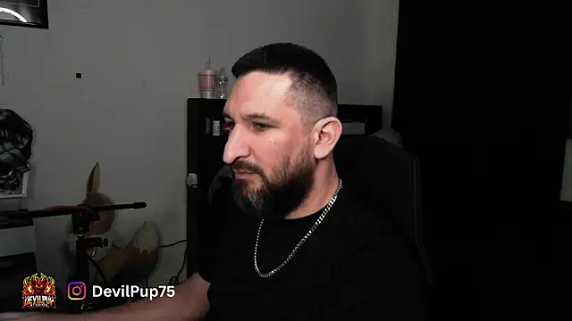 DevilPup75_'s Live XXX Chat