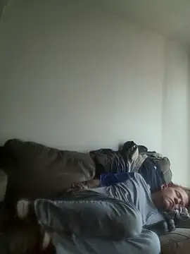 yourMasterisBored's Webcam Show