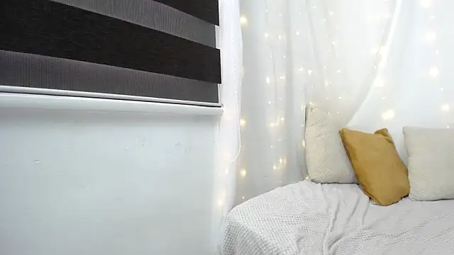 Pertunjukan Kamera Web Veronica_Mdls