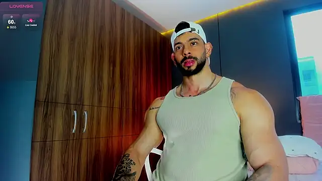 Chat +18 de massimo_visconti ao vivo