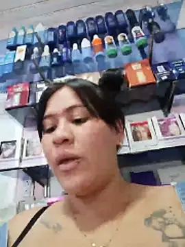 Chatroom XXX en direct de Miia_grand