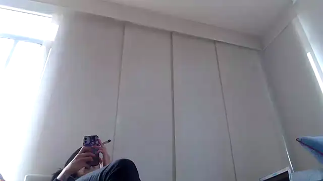 Show modela Doll_sary na web-kameri