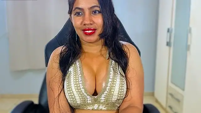 Chatroom XXX en direct de FannyXhot