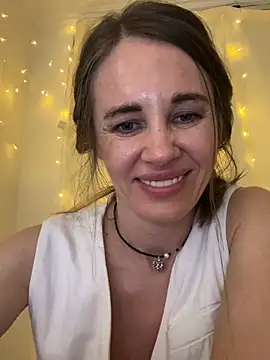 LucieMack Live XXX-Chat