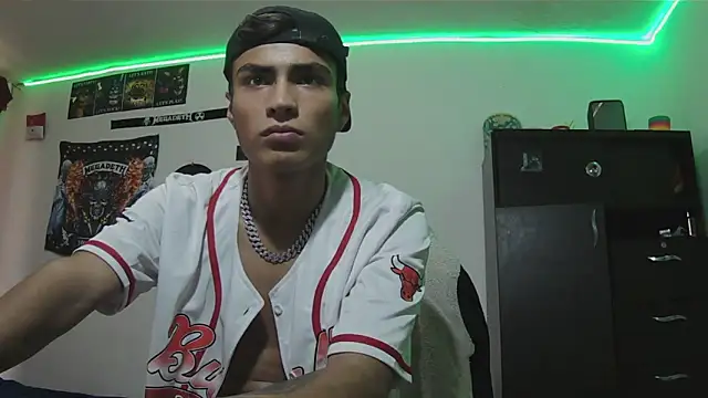 Fenix_hardcock live XXX chat