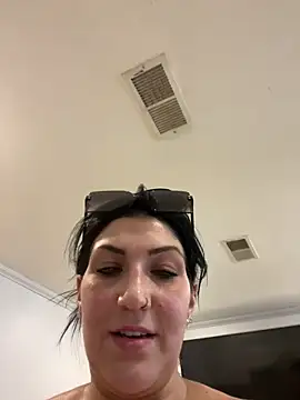 LittleMissEeve's Live XXX Chat