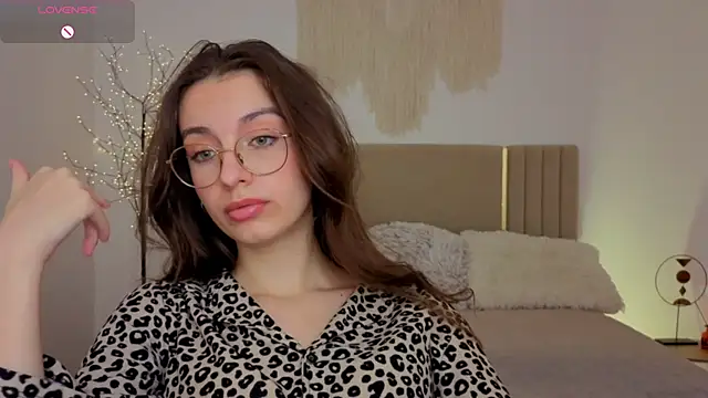 عرض كام Real_cutie1