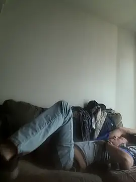عرض كام yourMasterisBored