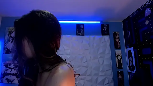 EmmilyClark লাইভ XXX চ্যাট