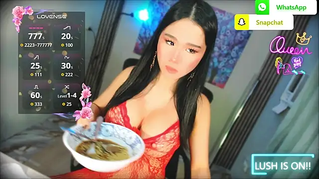 xBigSurpriseLorainex's Webcam Show